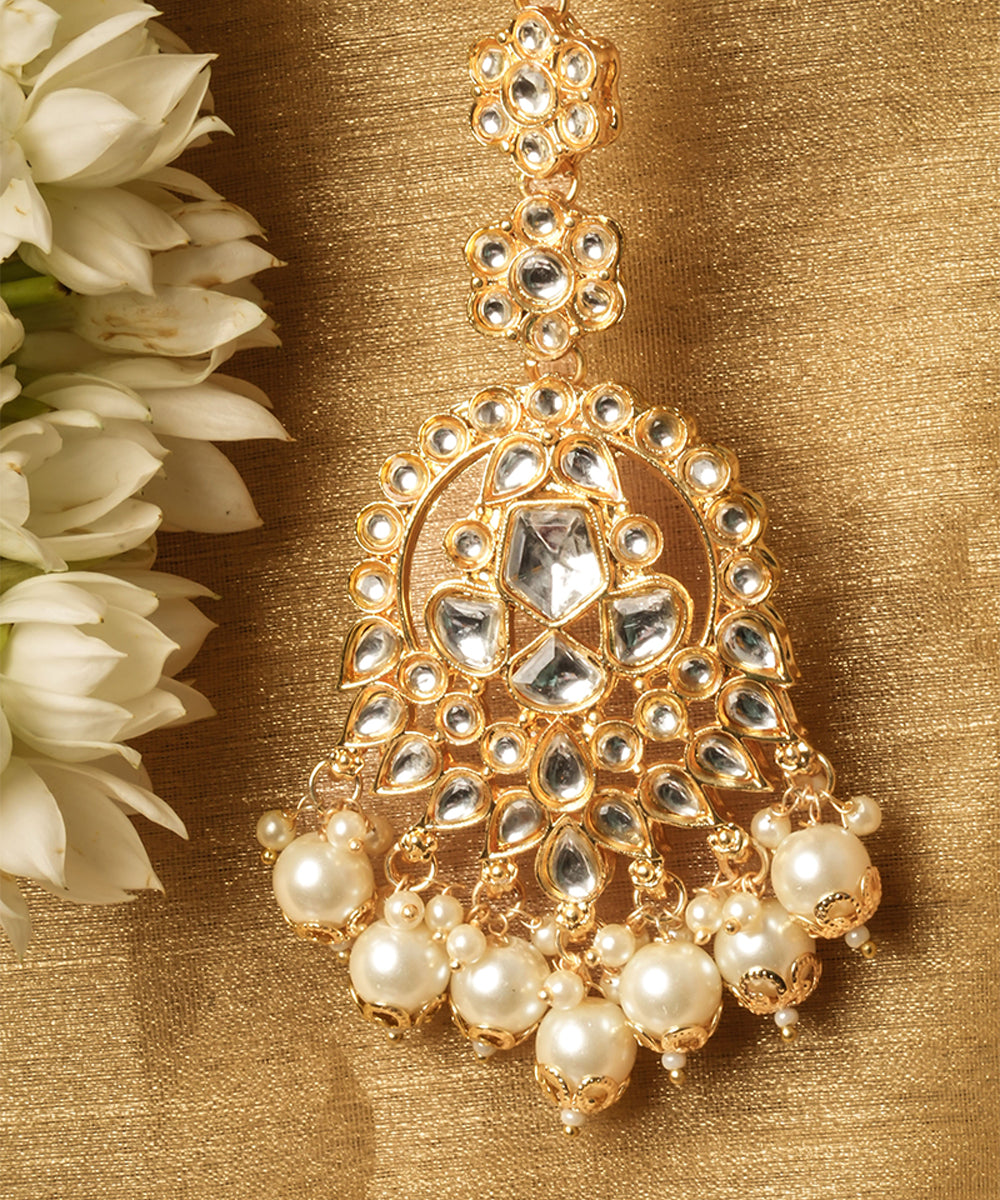 Kundan and Pearl Studded White Gold Necklace Set