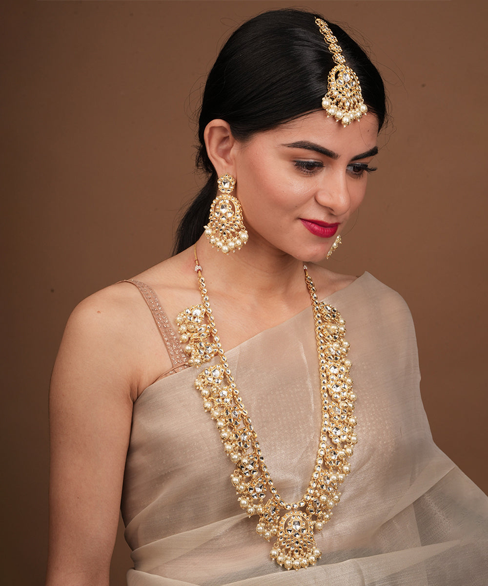 Kundan and Pearl Studded White Gold Necklace Set
