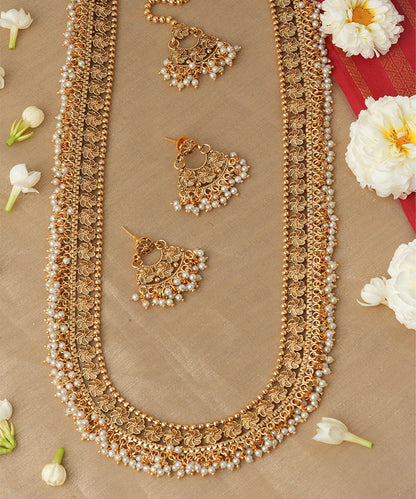 Gold Plated Necklace Set with Earrings and Maang Tikka