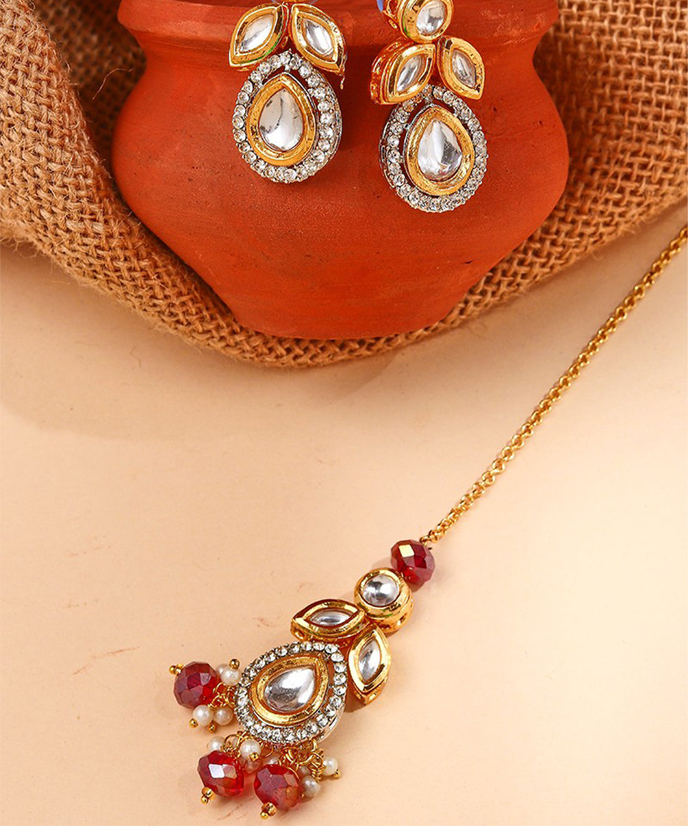 Multicoloured Kundan Necklace Set with Earrings and Maang Tikka