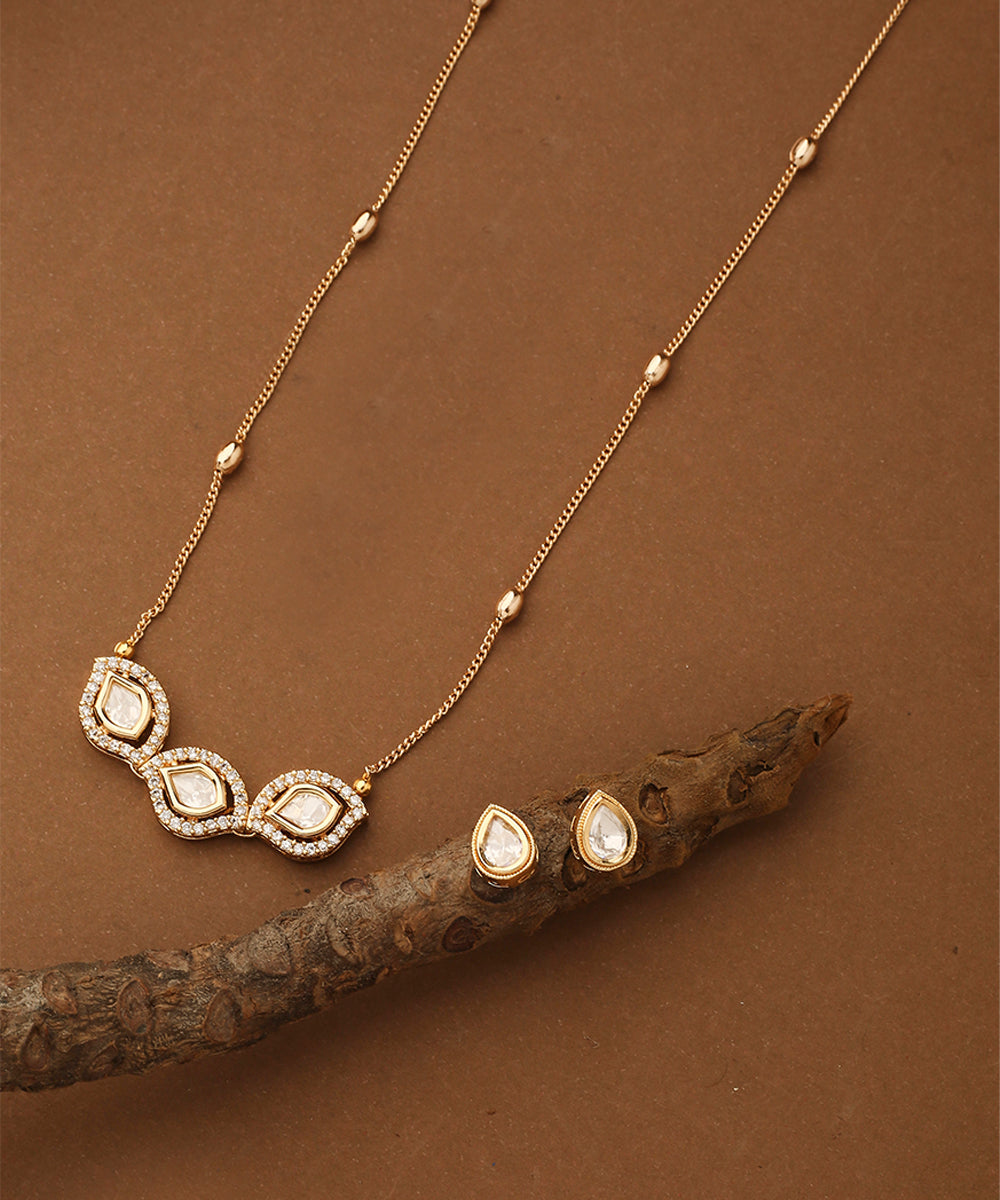 Kundan Necklace Set For Festive Occasion