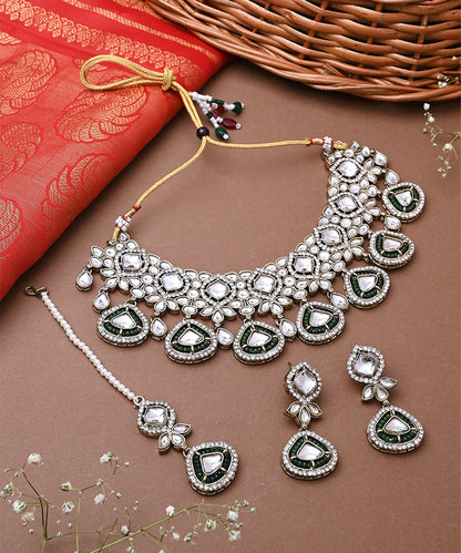 Contemporary Heavy Necklace Set With Earrings And Maang Tikka