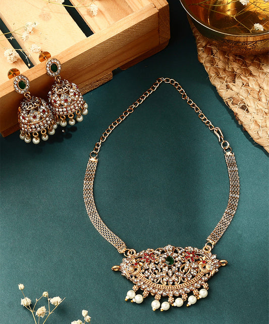 Radiant Elegance Golden Pendant Necklace Set