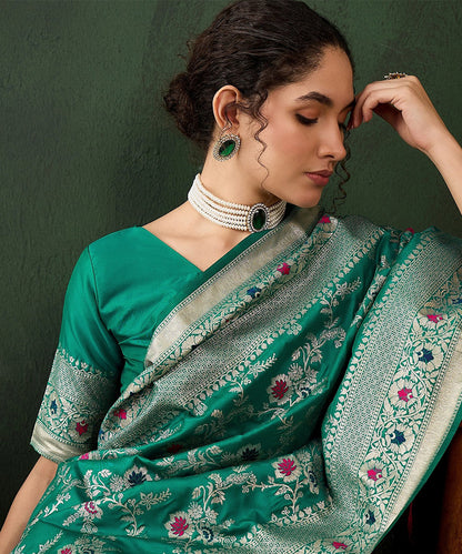 Women's Green Soft Art Silk Woven Saree with Blouse