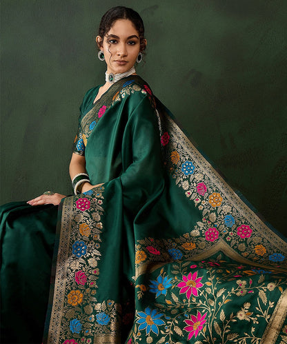 Green Art Silk Saree with Traditional Weaving and Unstitched Blouse