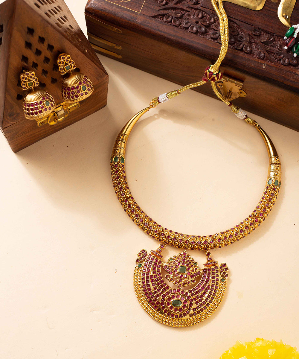 Necklace Matte Gold Kemp Work
