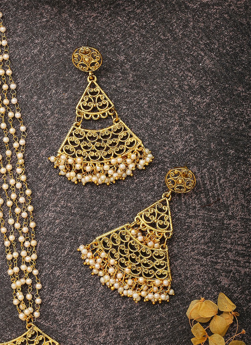 Long Necklace Set With Triangular Earrings