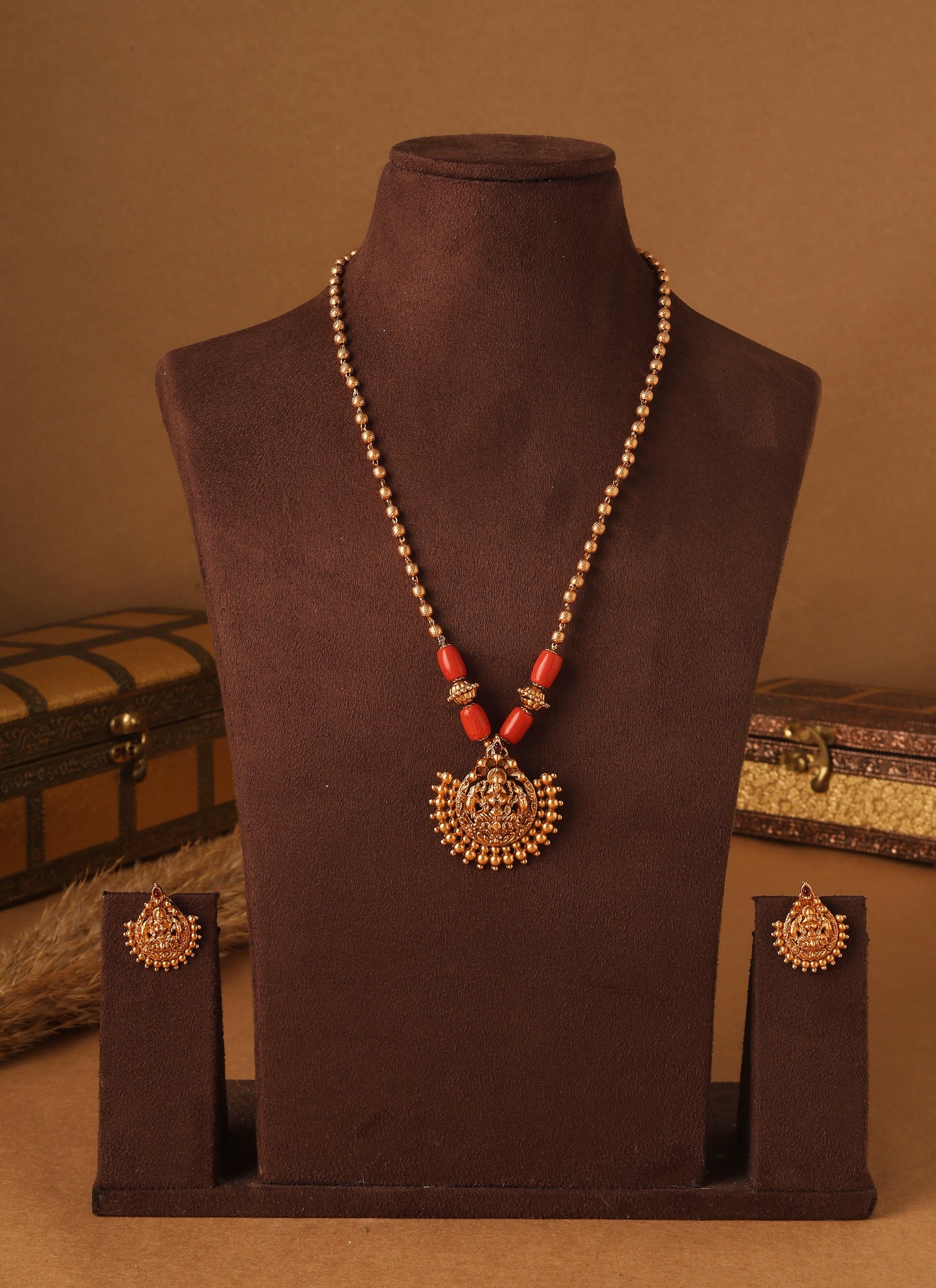 Heritage Lakshmi Elegance Necklace Set