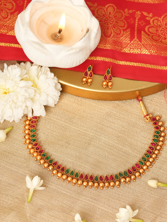 Multicoloured Necklace Set with Red & Green Stones