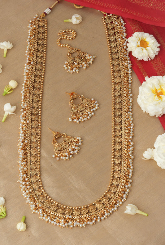 Gold-Plated Necklace Set with Earrings & Maang Tikka