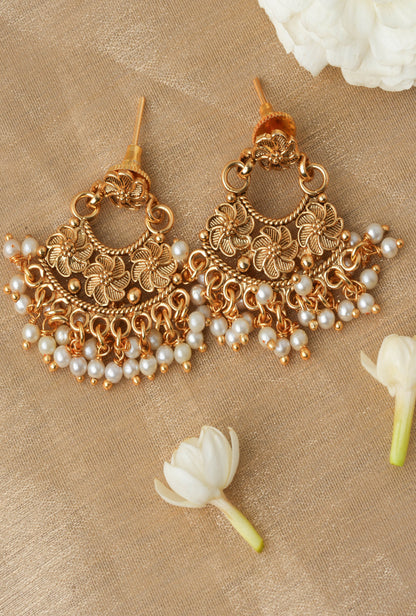 Gold-Plated Necklace Set with Earrings & Maang Tikka