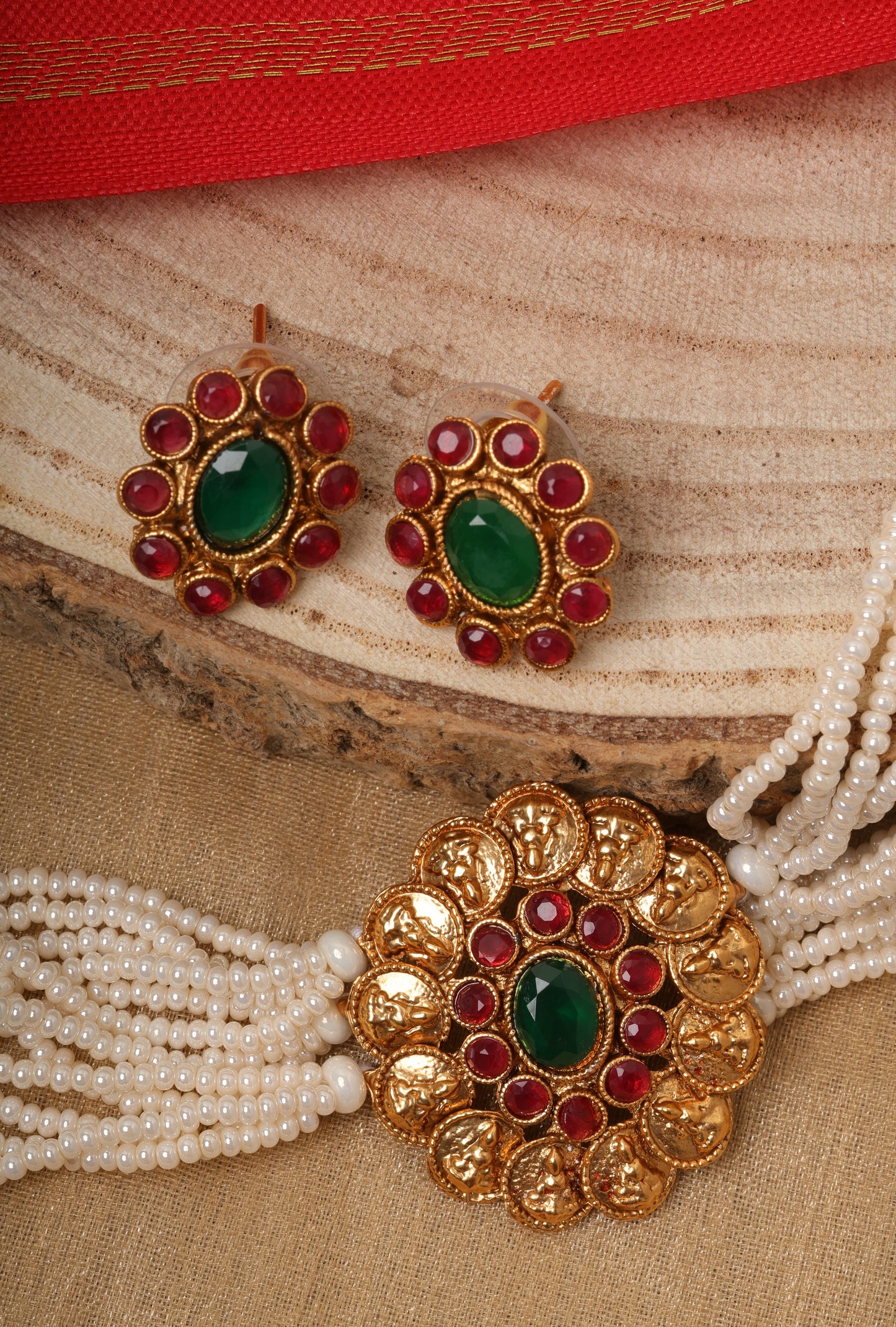 Elegance in White Gold Plated Necklace Set