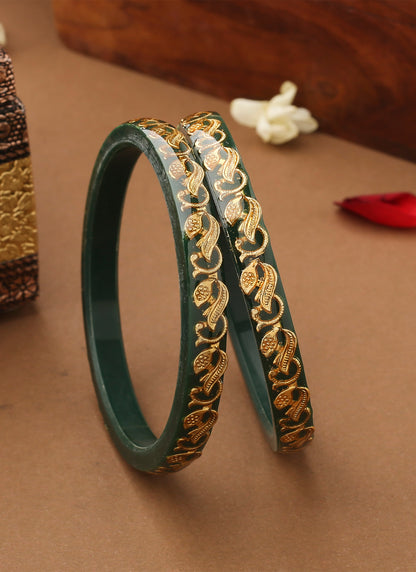 Set of 2 Traditional Kundan Green Bangles With Gold Design