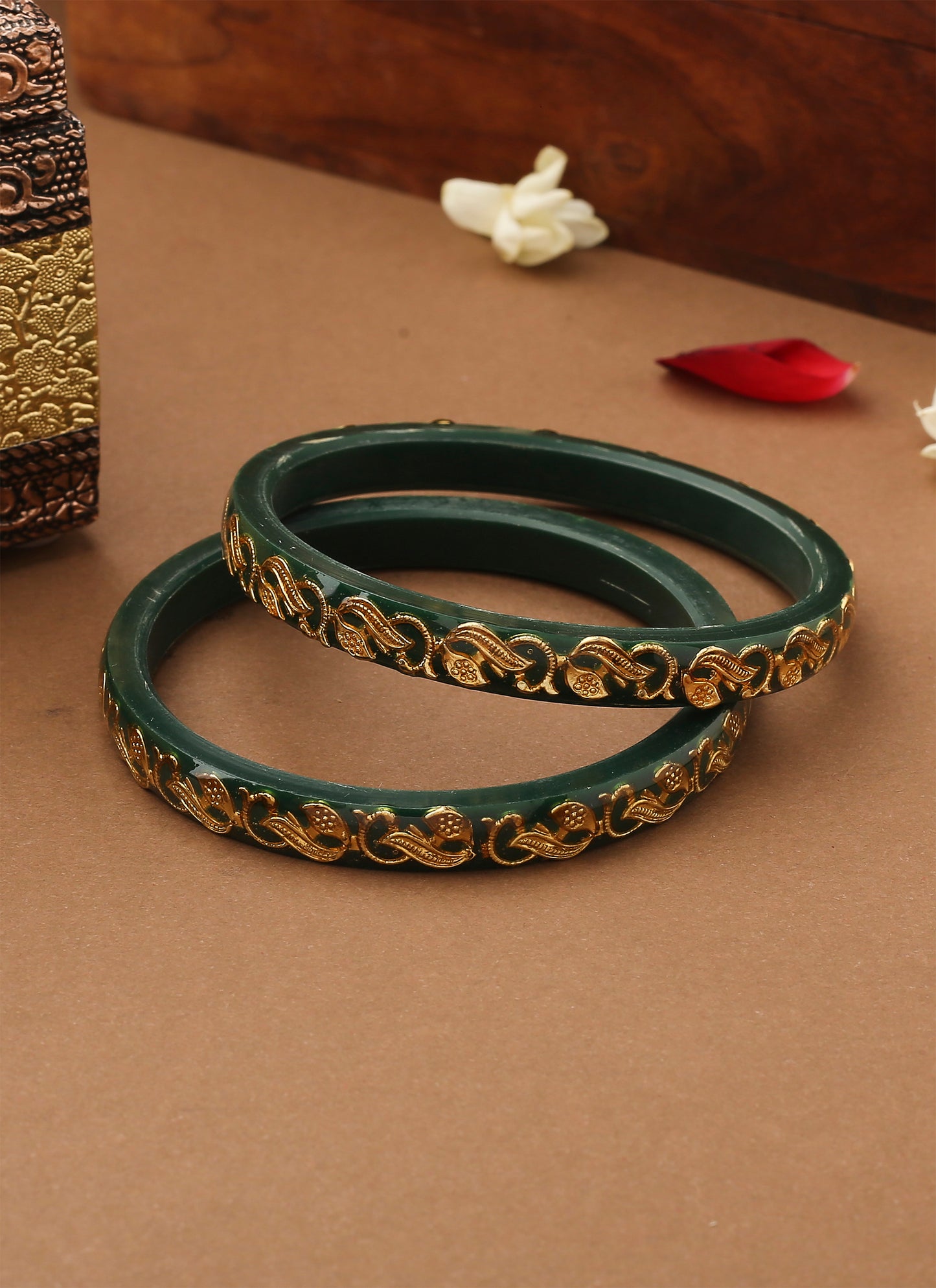 Set of 2 Traditional Kundan Green Bangles With Gold Design