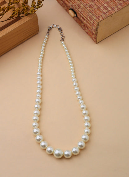 White Pearl Necklace