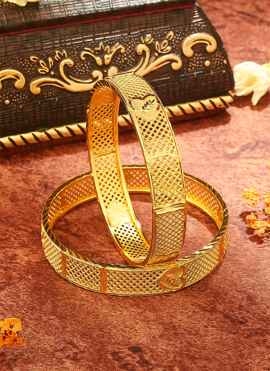 Set of 2 Heart-Shaped Bangles