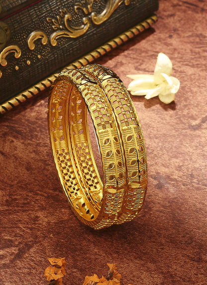 Golden Harmony: Set of 2 Leaf-Shaped Bangles