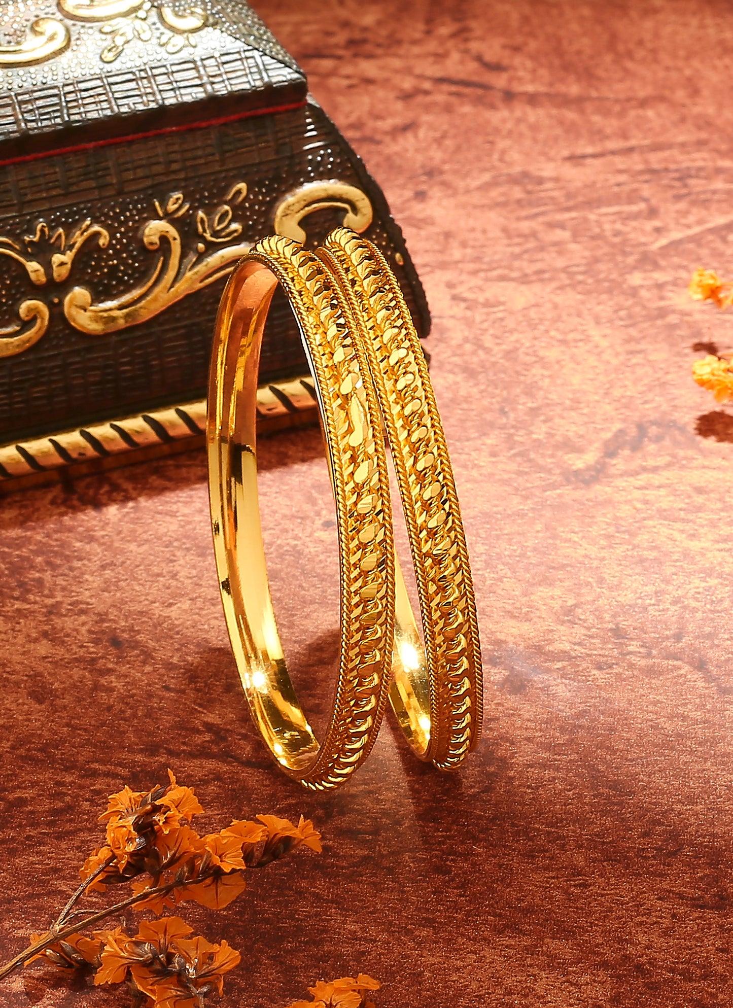 Set of 2 Yellow Gold Bangles