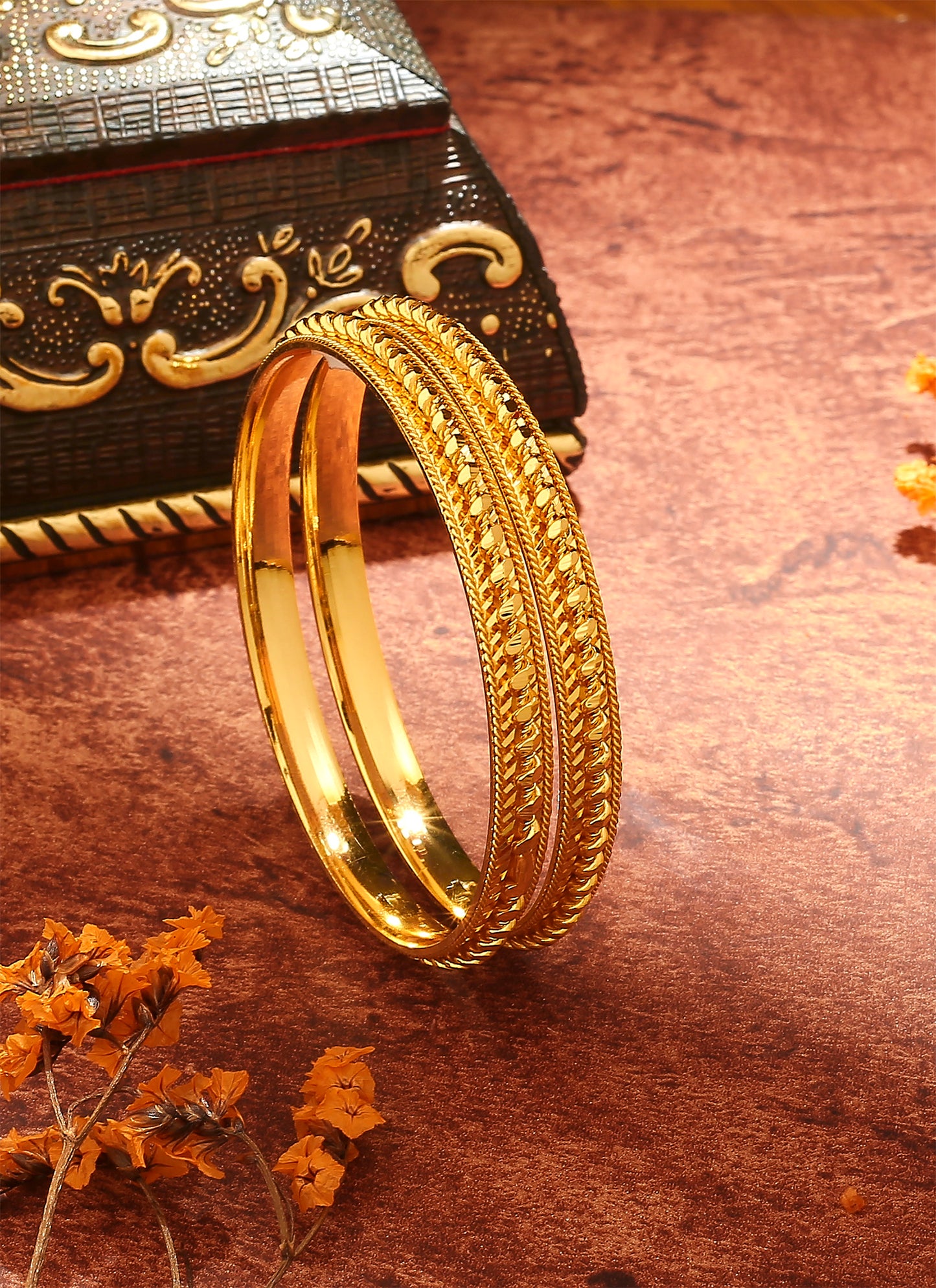 Set of 2 Yellow Gold Bangles