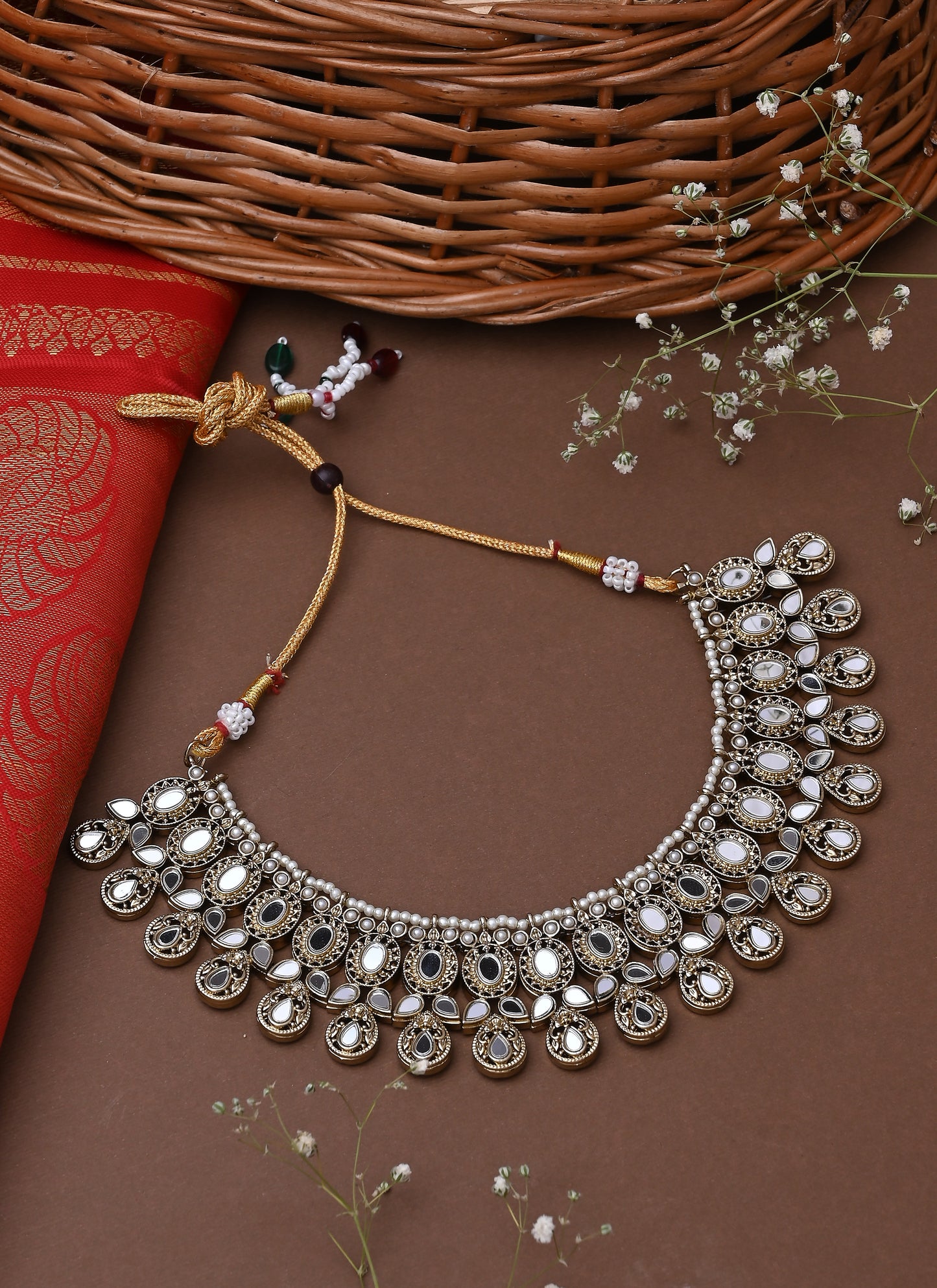 Golden Necklace Set With Earrings And Maang Tikka