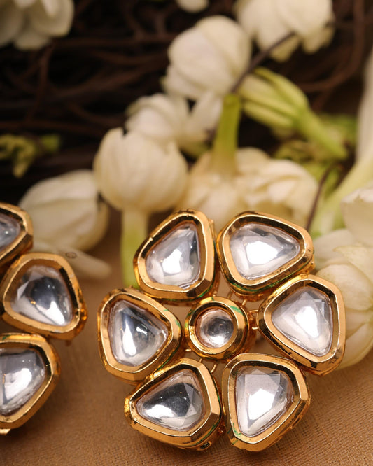 Flower Shaped Kundan Earrings