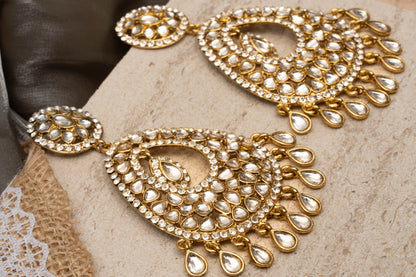 Kundan Chandbali Earrings in Antique Gold