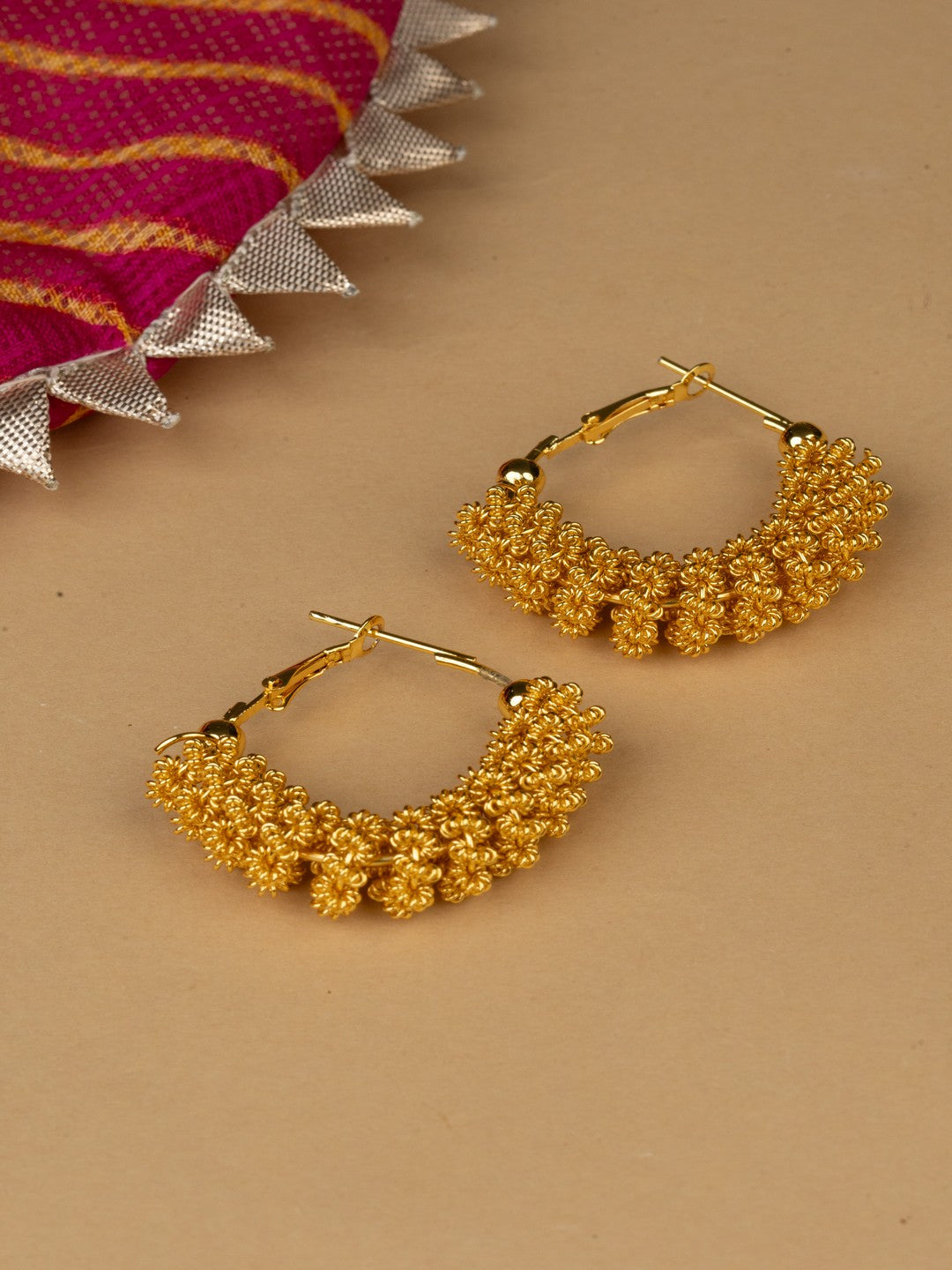 Elegant Gold Plated Necklace Set for Festive Glamour