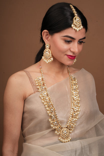 Kundan & Pearl-Studded White Gold Necklace Set