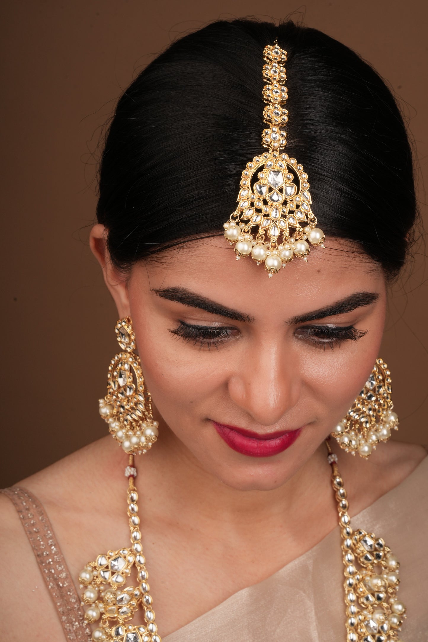 Kundan & Pearl-Studded White Gold Necklace Set