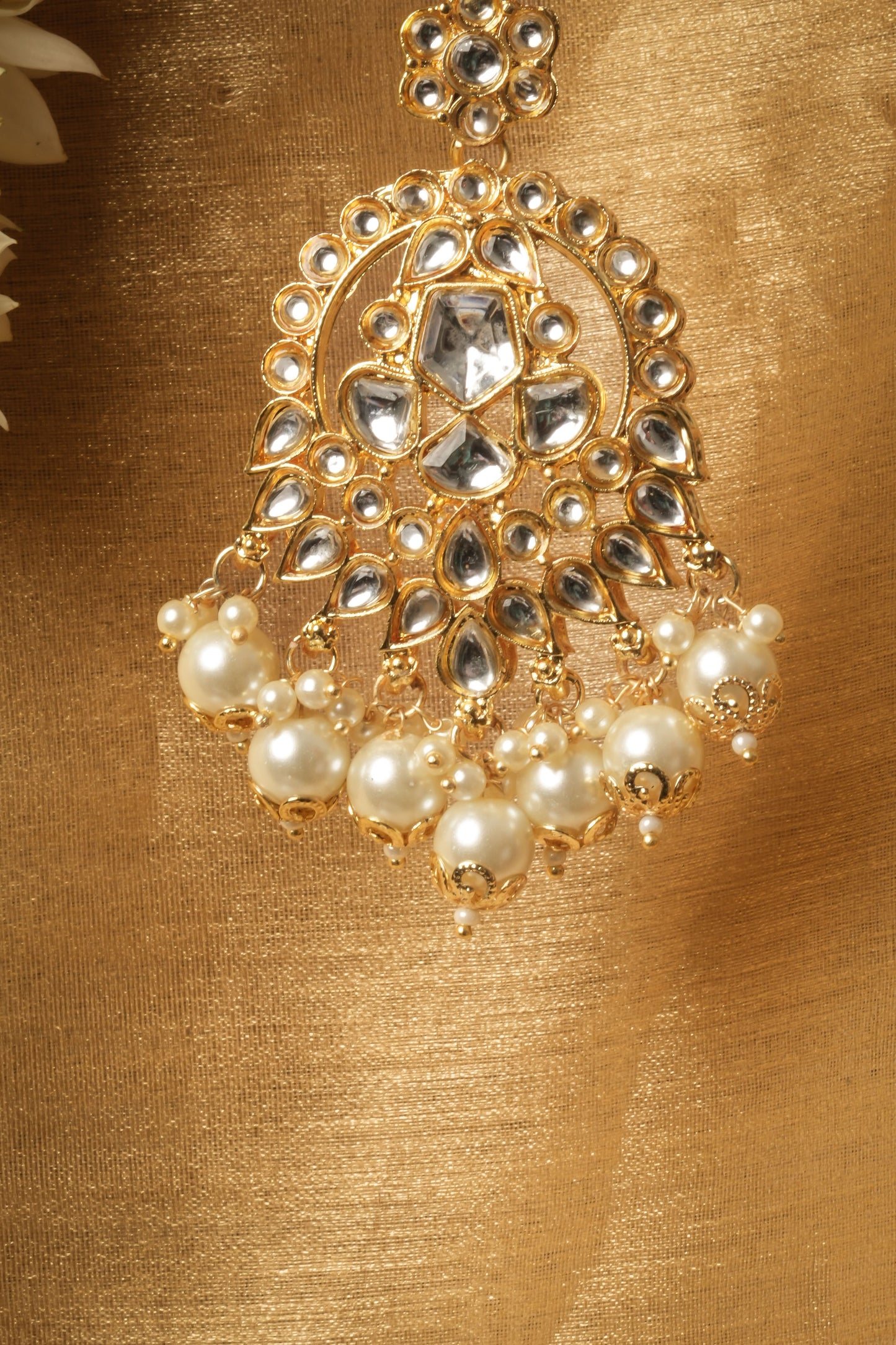 Kundan & Pearl-Studded White Gold Necklace Set