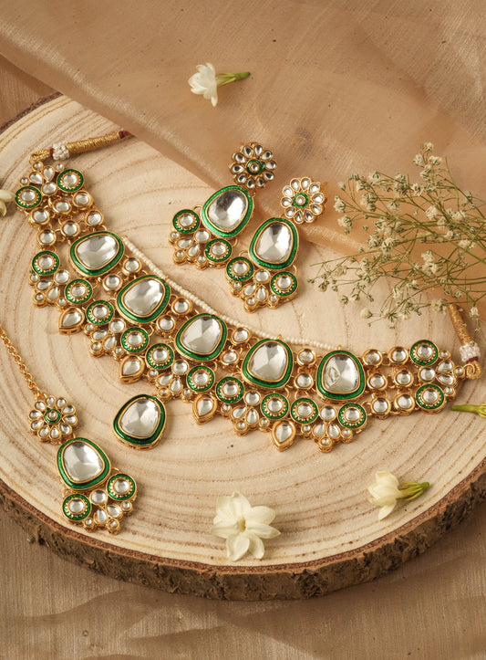 Green-Accented Gold-Plated Alloy Kundan Necklace Set