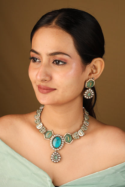 Statement Necklace with Turquoise Stones and Kundan Work