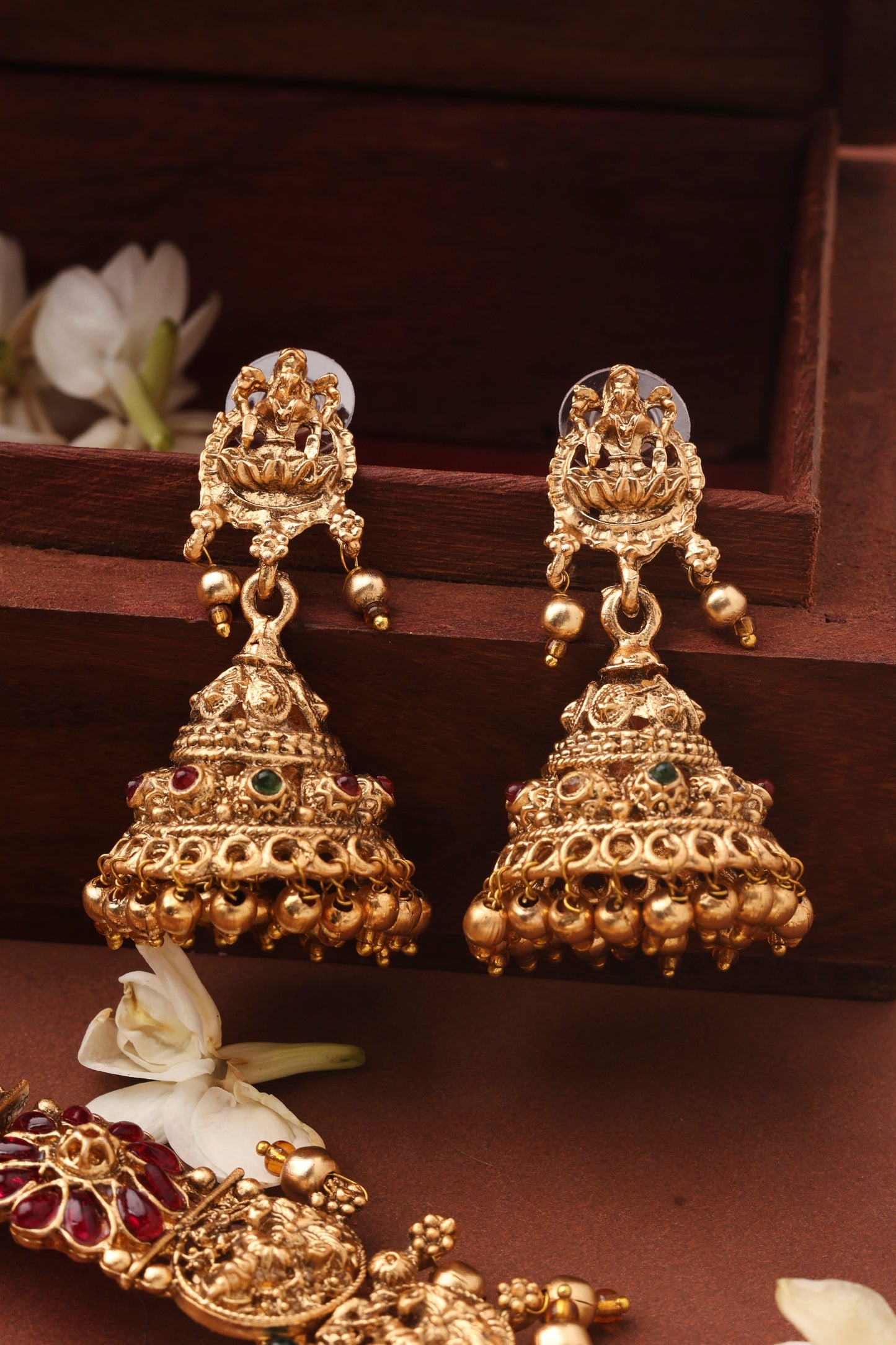 Gold Plated Temple jewellery Necklace Set with Green Drops