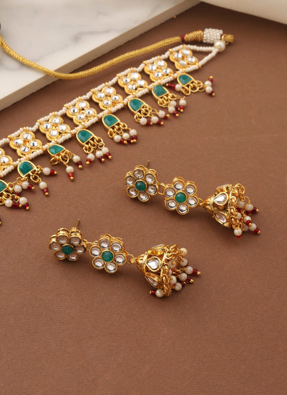 Kundan Choker Set with Green Accents and Matching Earrings