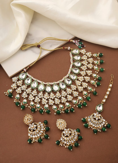 High Neck Kundan Necklace Set