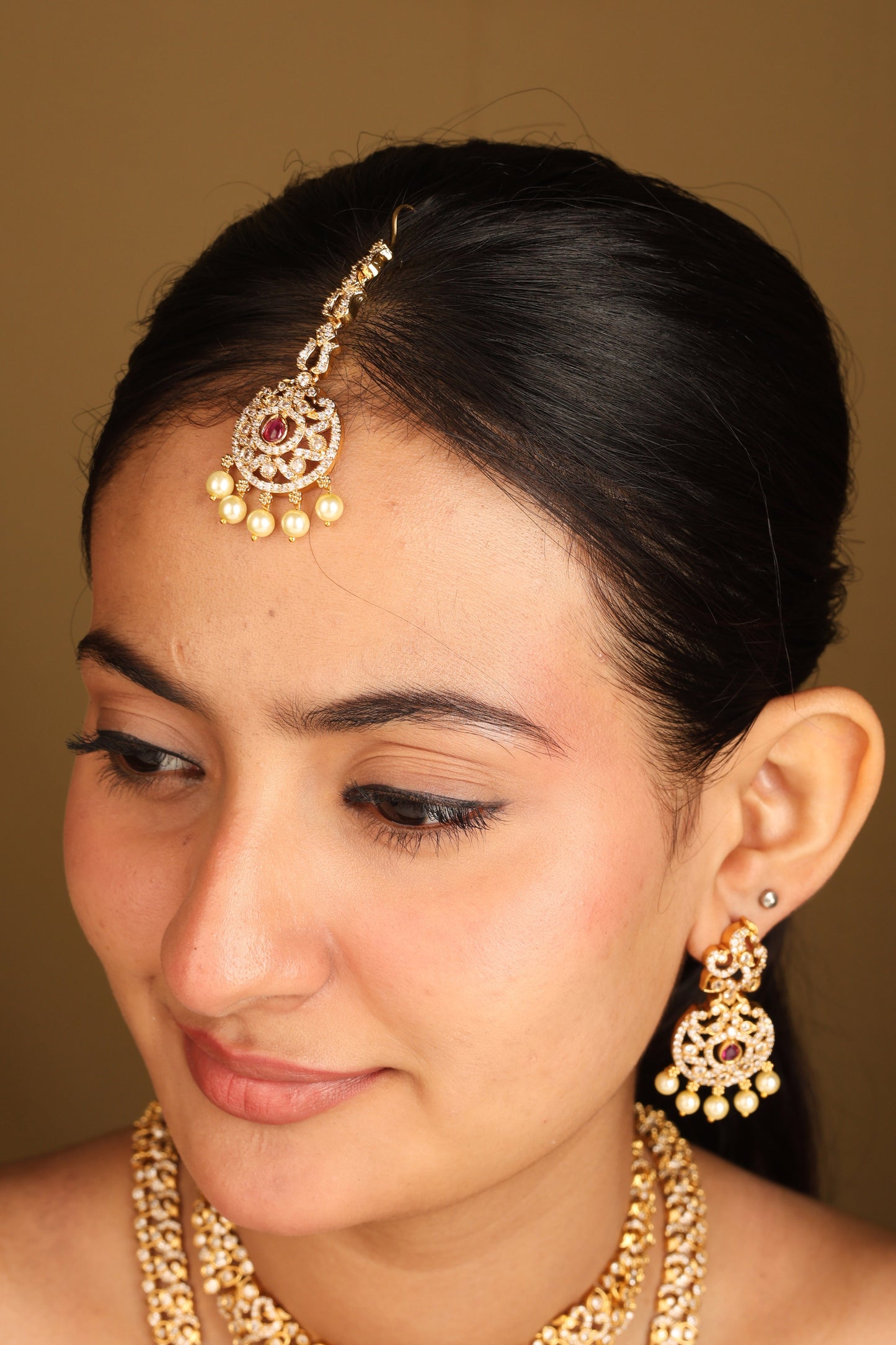 Elegant South Indian Bridal Jewellery Set