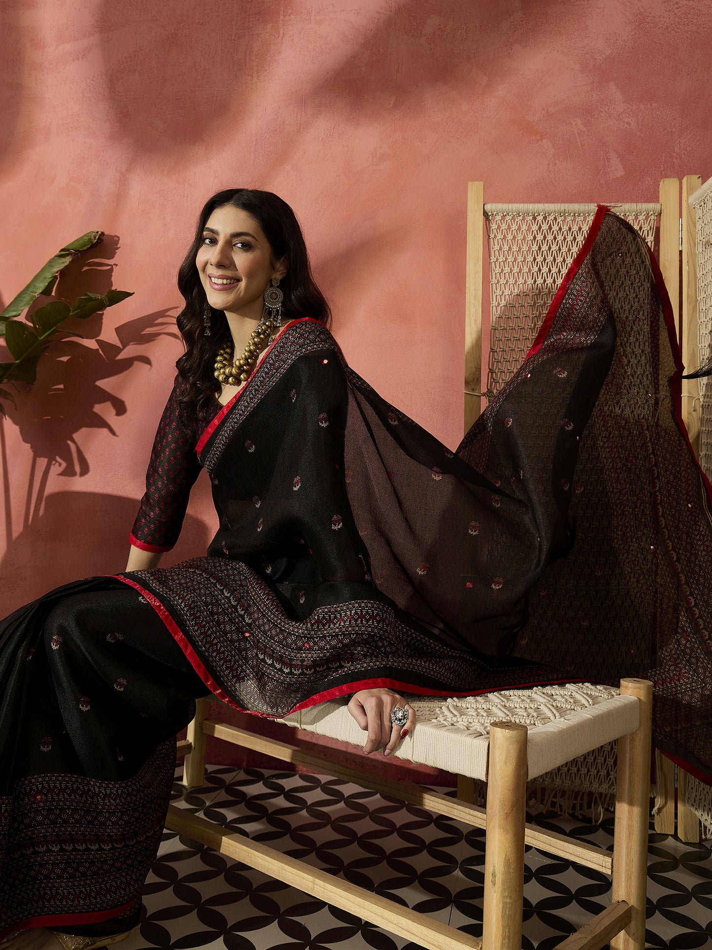 Regal Black Zari Woven Saree with a Timeless Appeal