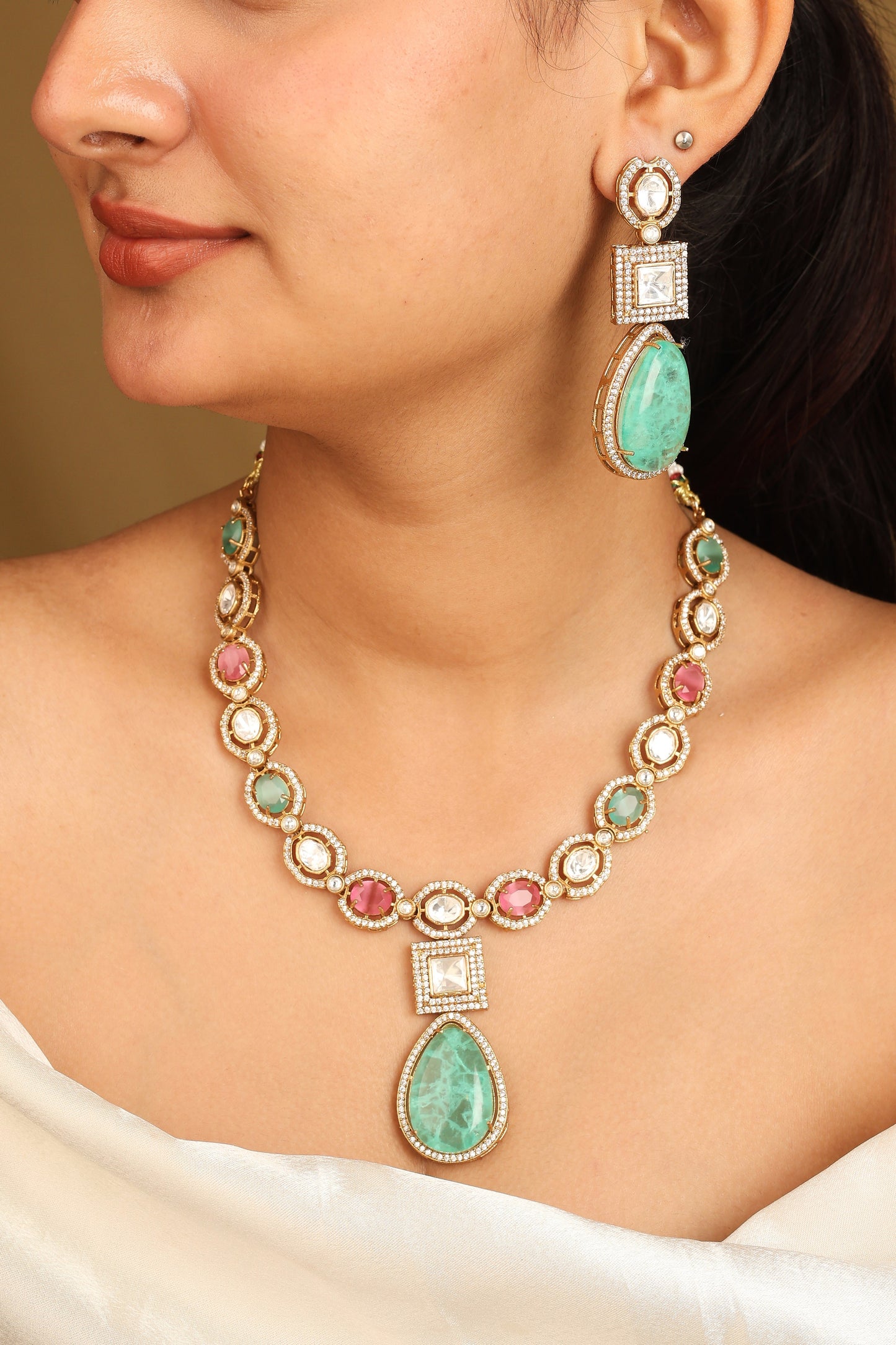 High Gold Necklace Set with Emerald Green and Ruby Stones