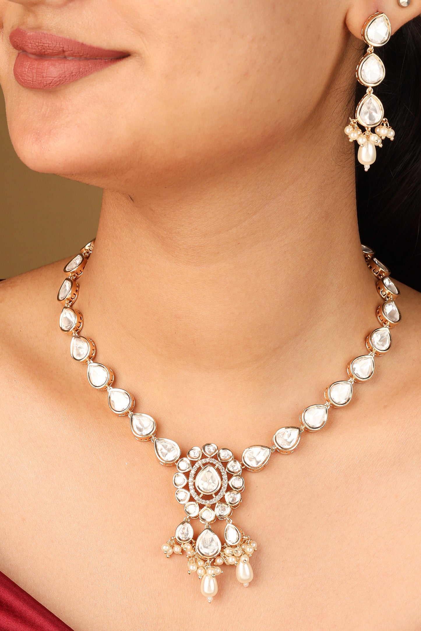 Simple Necklace Set with Kundan Stones