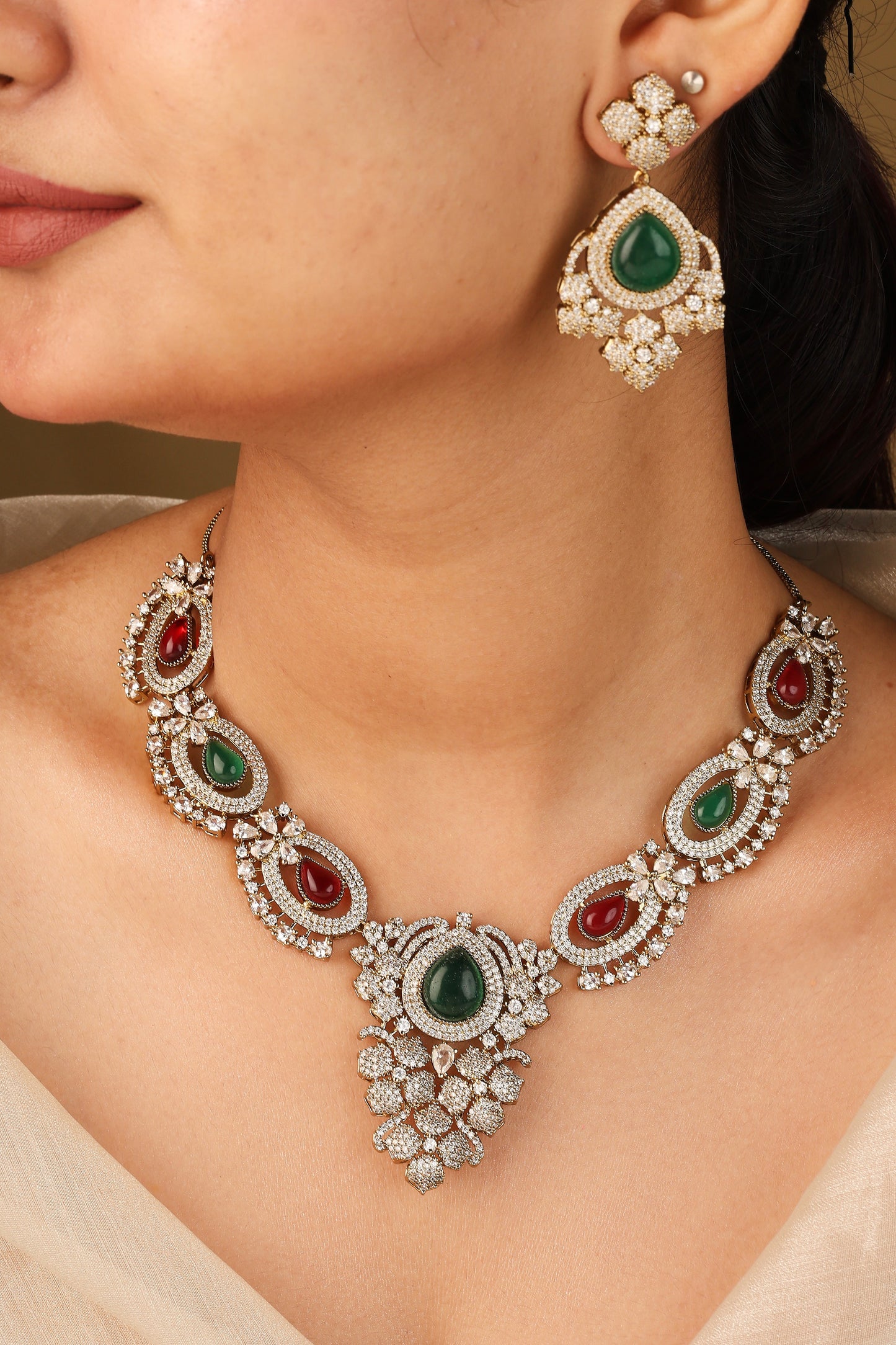 Statement Necklace Set with Red and Green Stones