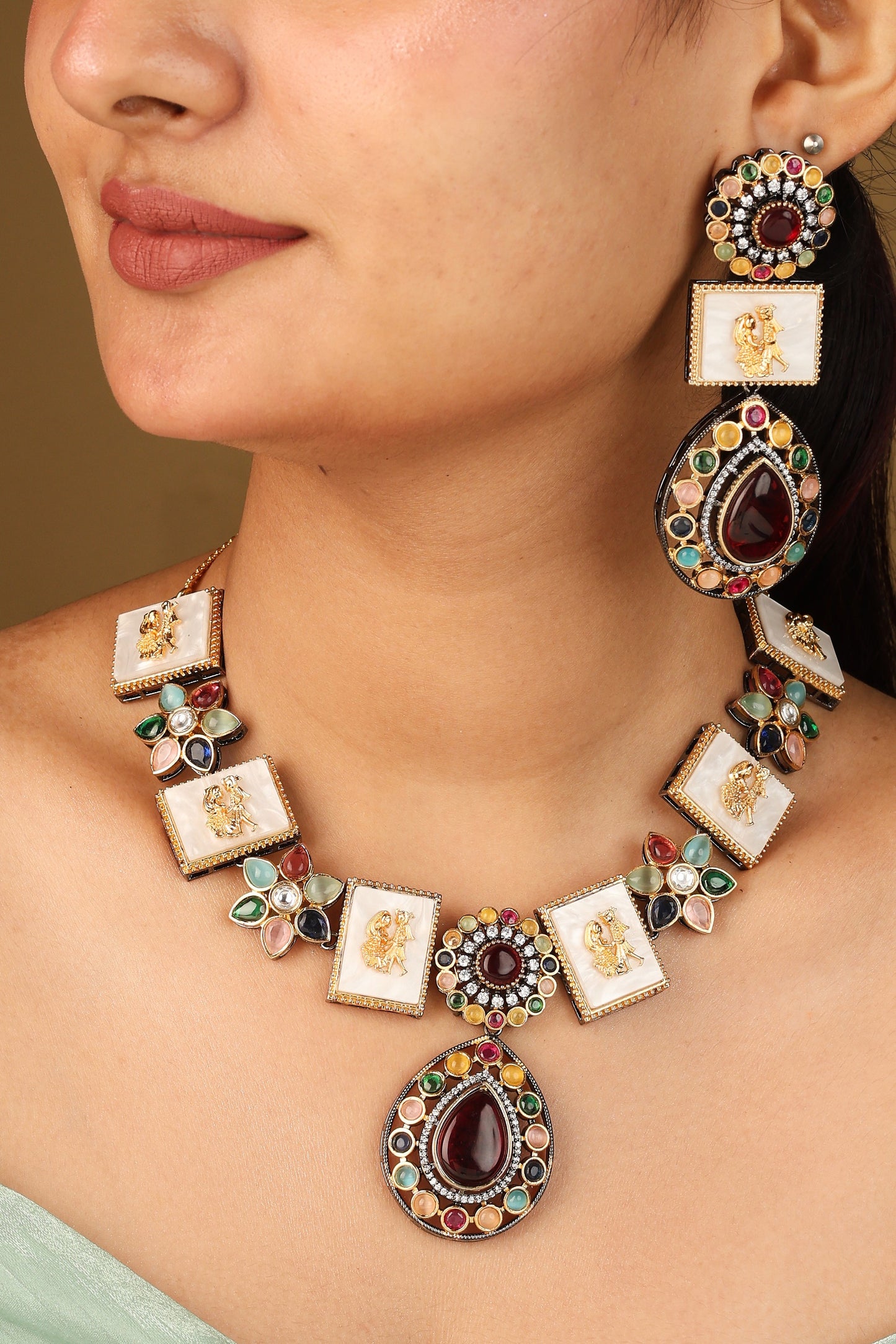 Multicolour Monalisa Stone Necklace Set with Jadau Work