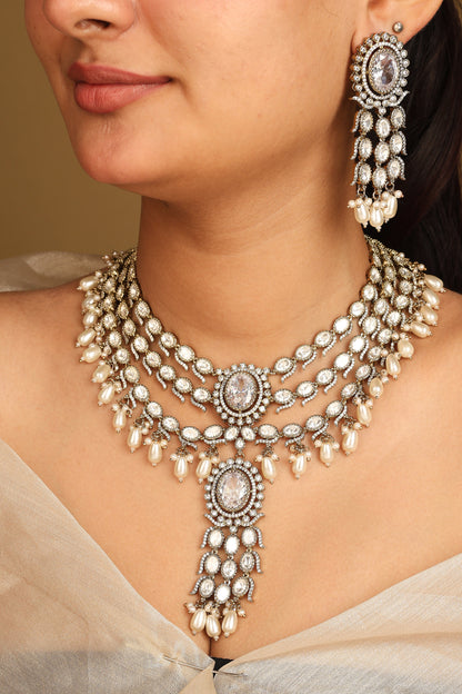 Regal Kundan and Pearl Layered Necklace Set.