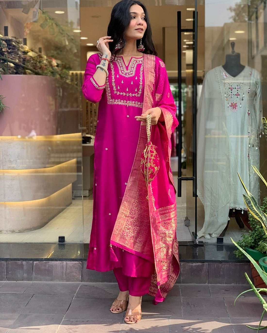 Pink Embroidered Chanderi Silk Kurta Pant Set