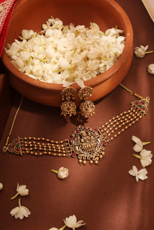 Temple jewellery Choker with Laxmi Pendant