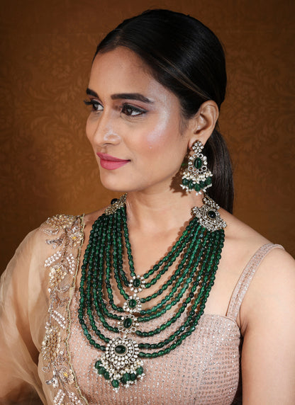 Layered Maharani Haar Necklace with Green Beads and Kundan Stone Pendant