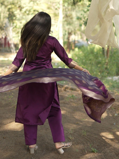 Purple silk blend jacquard kurta pant with dupatta