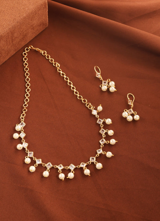 American Diamond and Pearls Necklace