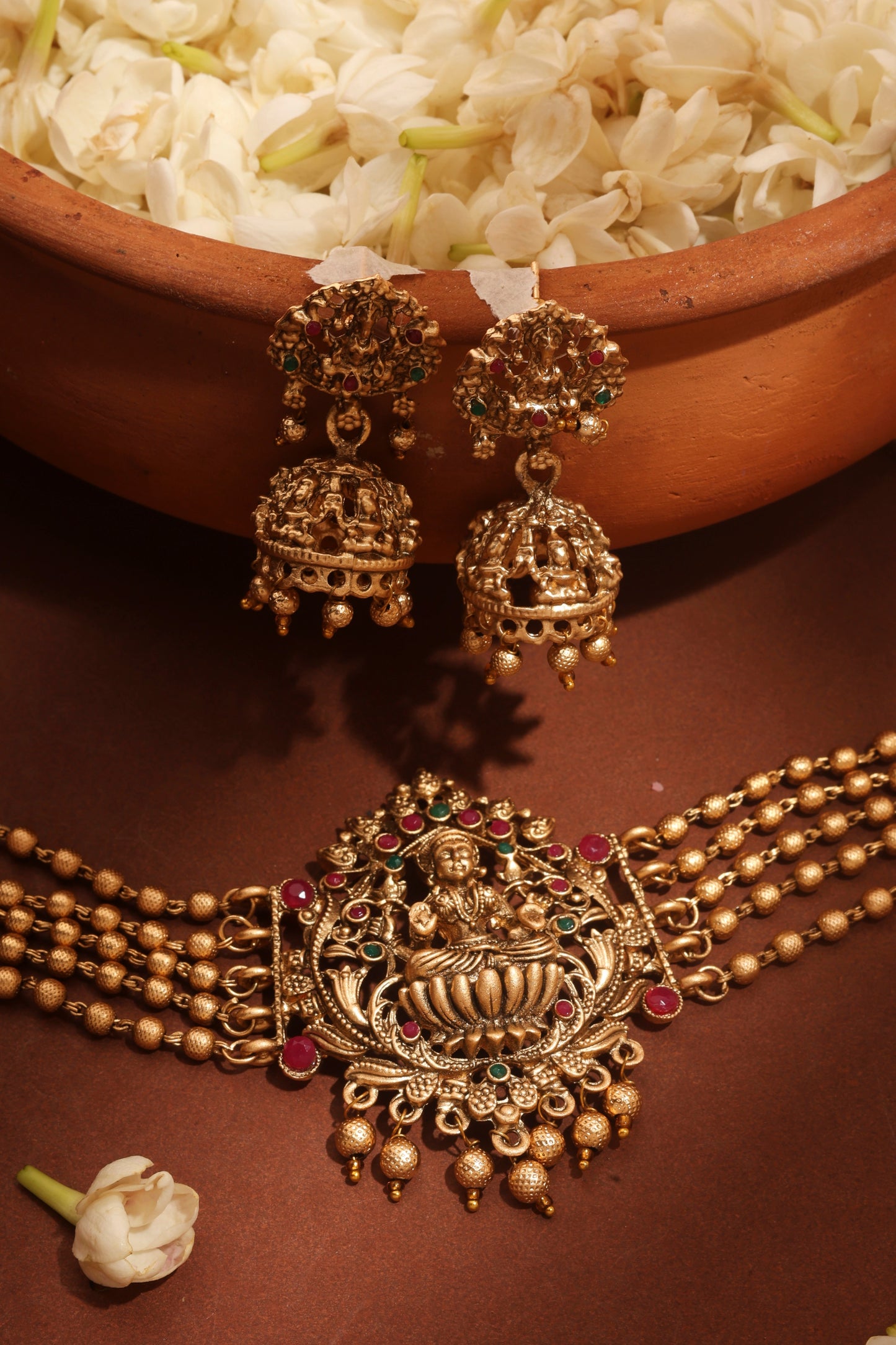 Temple jewellery Choker with Laxmi Pendant