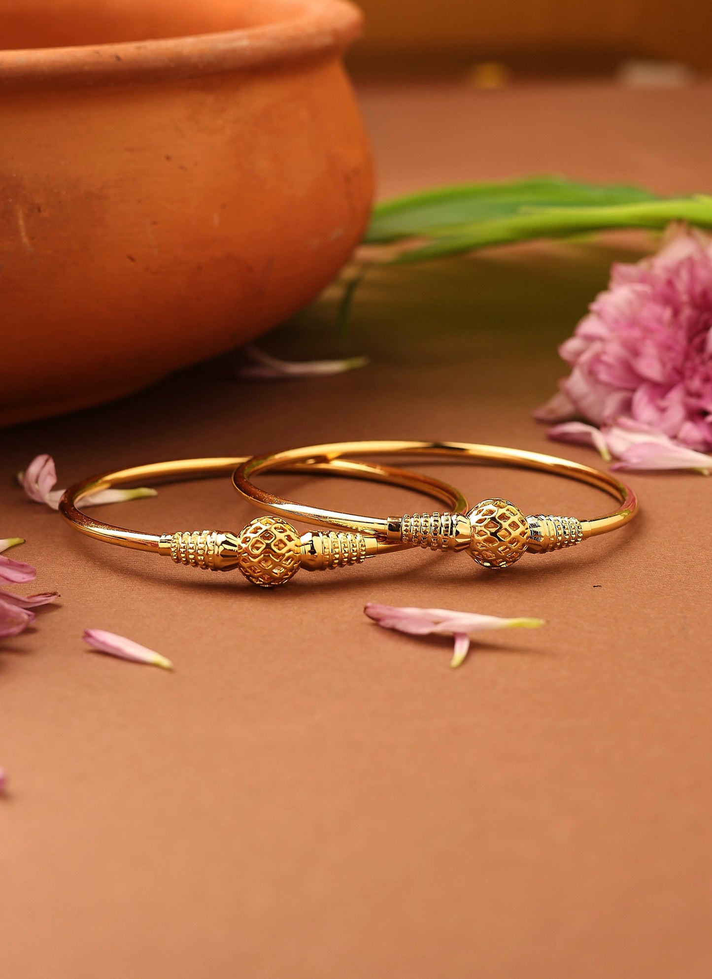 Gold-Plated Plain Bangles with Intricately Designed Center Ball