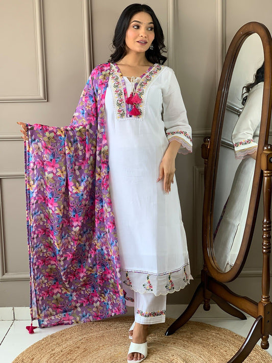 White Chanderi Silk Heavy Embroidered Kurta Pant with Dupatta